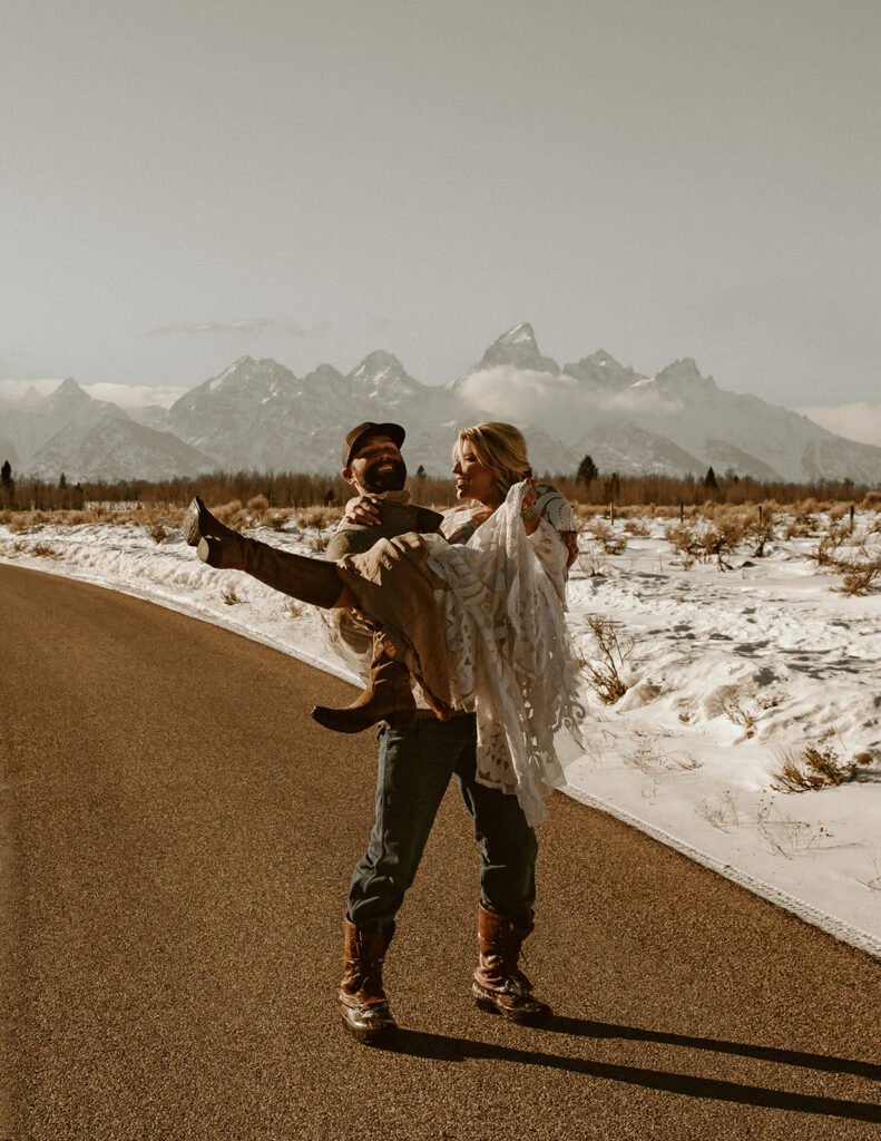 Jackson Hole Elopement Photographed by Kinseylynn Photo Co a Jackson Hole Wedding and elopement photographer. Slide Lake Elopement Near the Gros Ventre. This Grand Teton Elopement with Romantic Sentimental Value was truly incredible.