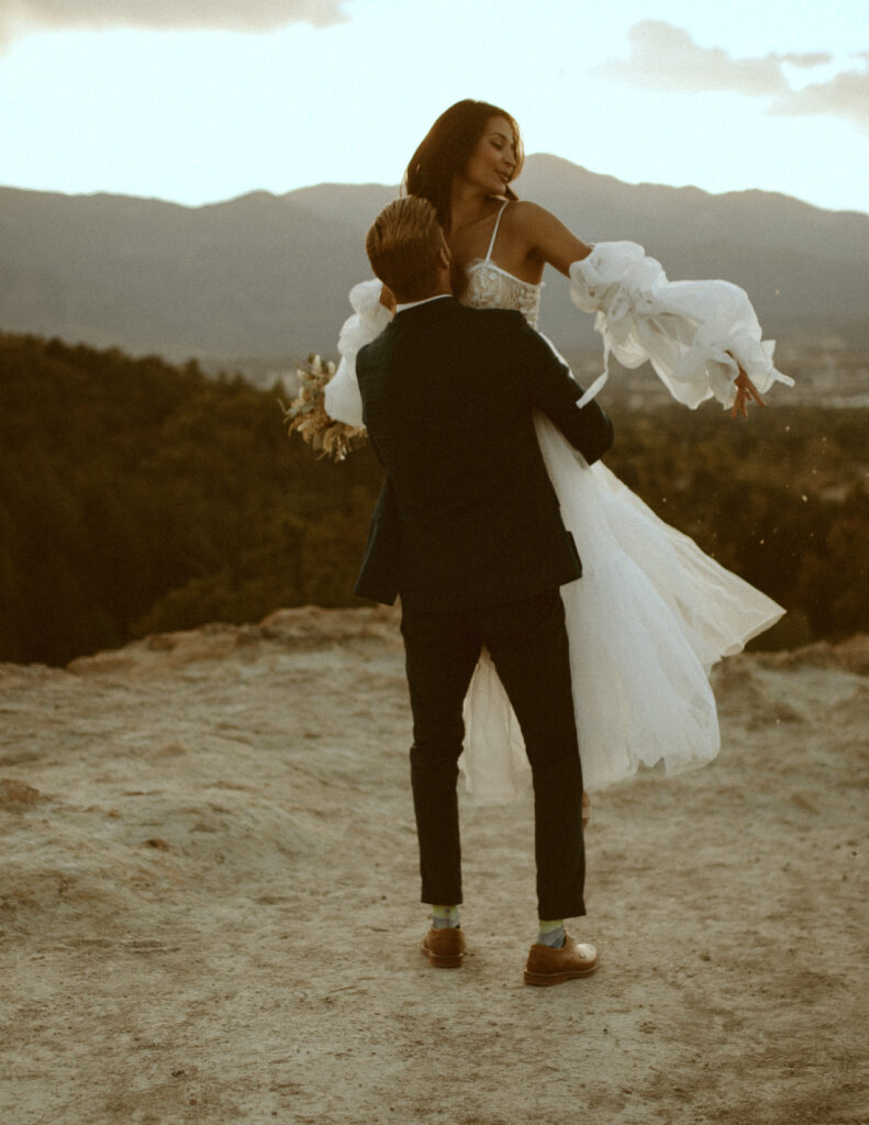  Blue Mountain Tone Wedding inspiration. Intimate Elopement in the Colorado mountains.