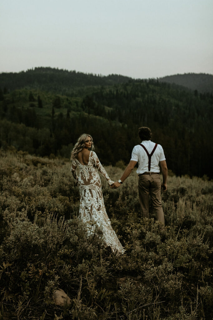 As your Jackson Hole wedding and elopement photographer Kenzie Aspires to capture moments that bring out a sense of creativity in her.