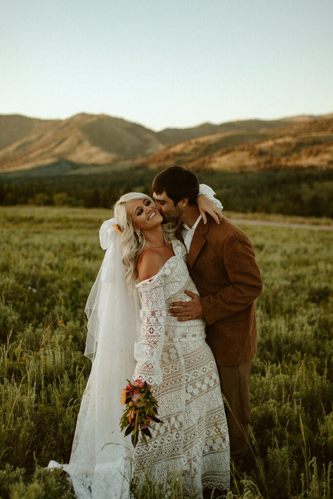 Wyoming Summer Bridals Mikayla + Tyson. Jackson Hole Wedding and elopement photographer and videography. Jackson Hole Wyoming Photographer. Kinseylynn Photo Co. Wyoming Weddings. Luxury Jackson Hole Photography. Luxury Weddings. Wedding Videographers in Jackson Hole. Wyoming Summer Bridals Mikayla + Tyson