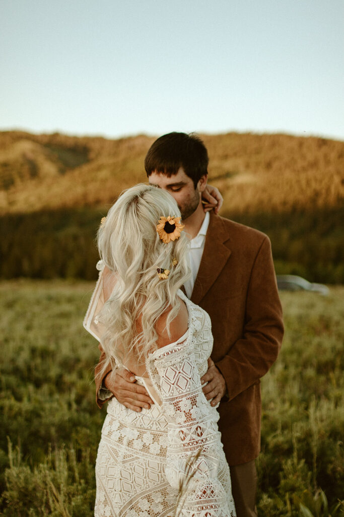 Wyoming Summer Bridals Mikayla + Tyson. Jackson Hole Wedding and elopement photographer and videography. Jackson Hole Wyoming Photographer. Kinseylynn Photo Co. Wyoming Weddings. Luxury Jackson Hole Photography. Luxury Weddings. Wedding Videographers in Jackson Hole.
