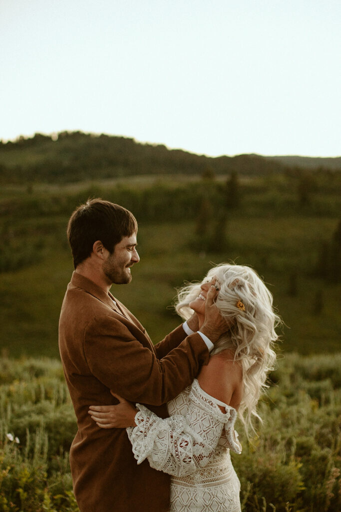 Wyoming Summer Bridals Mikayla + Tyson. Jackson Hole Wedding and elopement photographer and videography. Jackson Hole Wyoming Photographer. Kinseylynn Photo Co. Wyoming Weddings. Luxury Jackson Hole Photography. Luxury Weddings. Wedding Videographers in Jackson Hole.