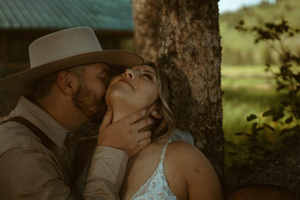 Capture Life's Precious Moments with Professional Photos. Wedding & Elopement Photography
Boudoir Photography
Headshot photography
Kinseylynnphoto Co 
Wedding & Elopement Videography + Super 8 Film. Luxury wedding cinema & photography, located in Jackson Hole, Wyoming.