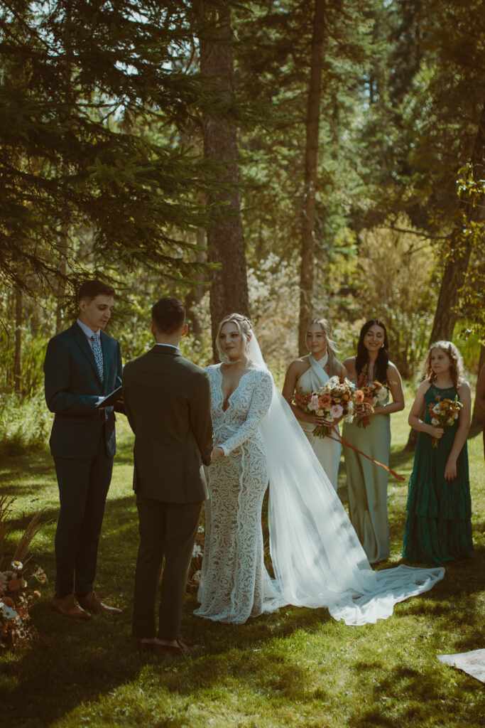 Revolutionizing Romance: How Tech Is Transforming Wedding Planning. Here you will find an article published by Kinseylynnphoto Co a Jackson Hole Wedding and Elopement Photographer in Wyoming. Describing how Technology is changing the game for  Brides and Grooms in wedding planning. Grand Teton Weddings.