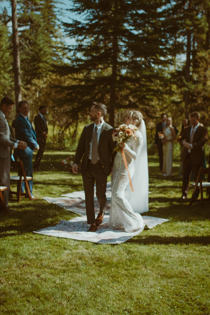 Revolutionizing Romance: How Tech Is Transforming Wedding Planning. Here you will find an article published by Kinseylynnphoto Co a Jackson Hole Wedding and Elopement Photographer in Wyoming. Describing how Technology is changing the game for  Brides and Grooms in wedding planning. Grand Teton Weddings.