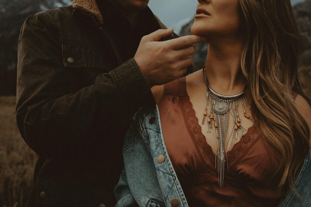 Jackson Hole Wyoming is the epitome of what we like to call true western wear. In our opinion you cant get any more western than traditional cowboys ranching in the Teton mountains. All this to say we know what we are talking about when it comes to giving 10 Western Bridal Looks to inspire your 2024 elopement. Western Jewelry
